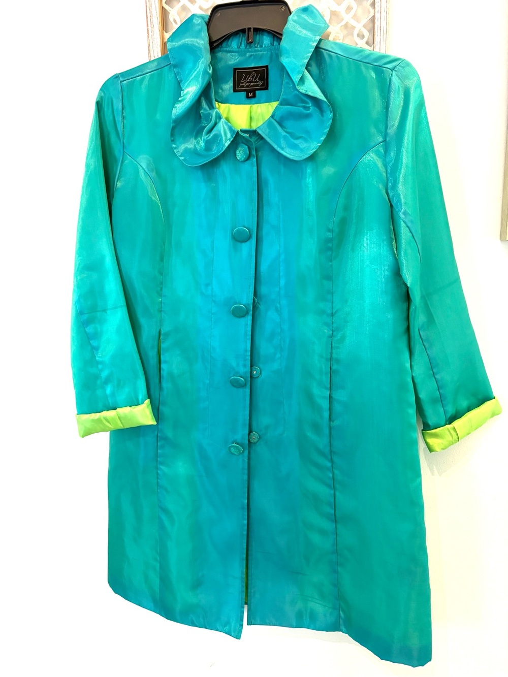 Ubu vintage/Y2K raincoat